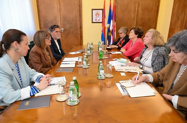 ПОКРАЈИНСКА ВЛАДА И ФОНД НАСТАВЉАЈУ ПОДРШКУ КОЛУ СРПСКИХ СЕСТАРА ЕПАРХИЈЕ БАЧКЕ